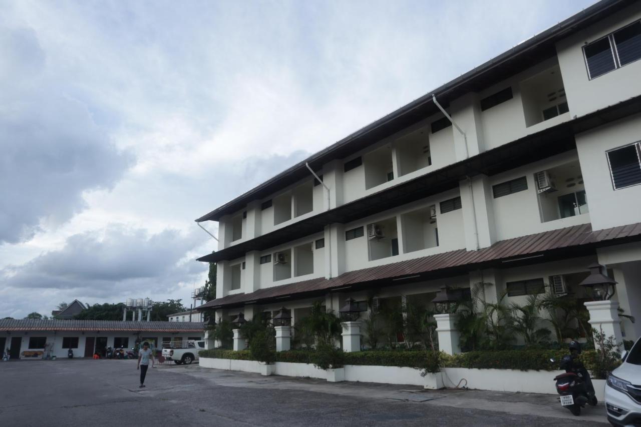 ตะวันแมนชั่น Apartment Ban Na Kha ภายนอก รูปภาพ